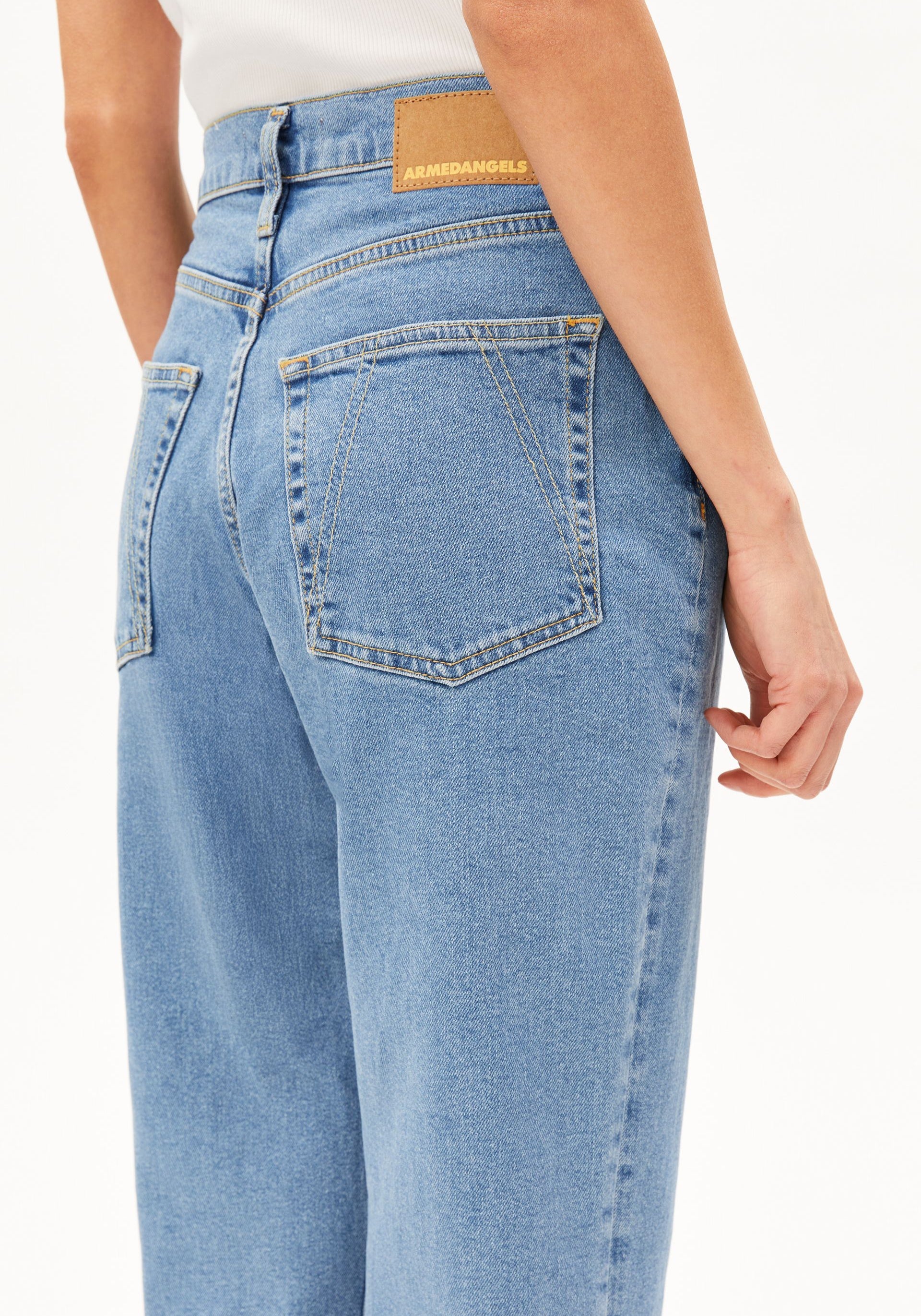 MAIRAA HIGH WAIST MOM JEANS Recycled Cotton Mix Comfort Stretch